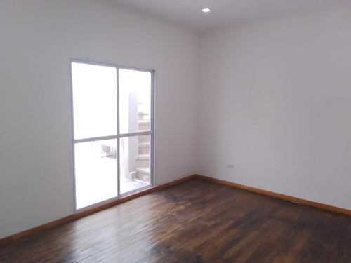 Imagen 10 de 18 de Casa Tipo Ph Refaccionada A Nuevo Lebensohn 954 Avellaneda