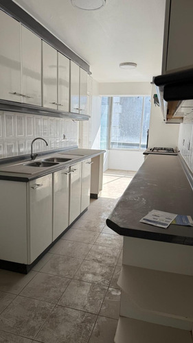 Departamento En Arriendo Av. Cristobal Colón / Las Condes