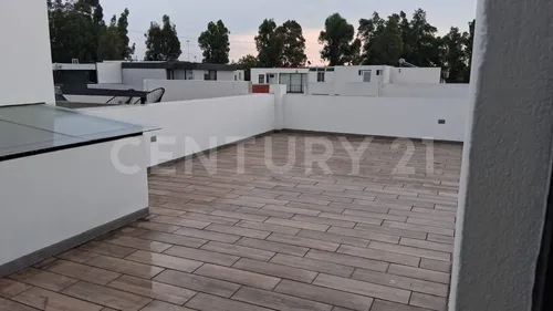Se Vende Casa En Fraccionamiento Arboreto