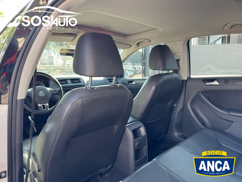 Volkswagen Jetta 2.0 T Diesel At