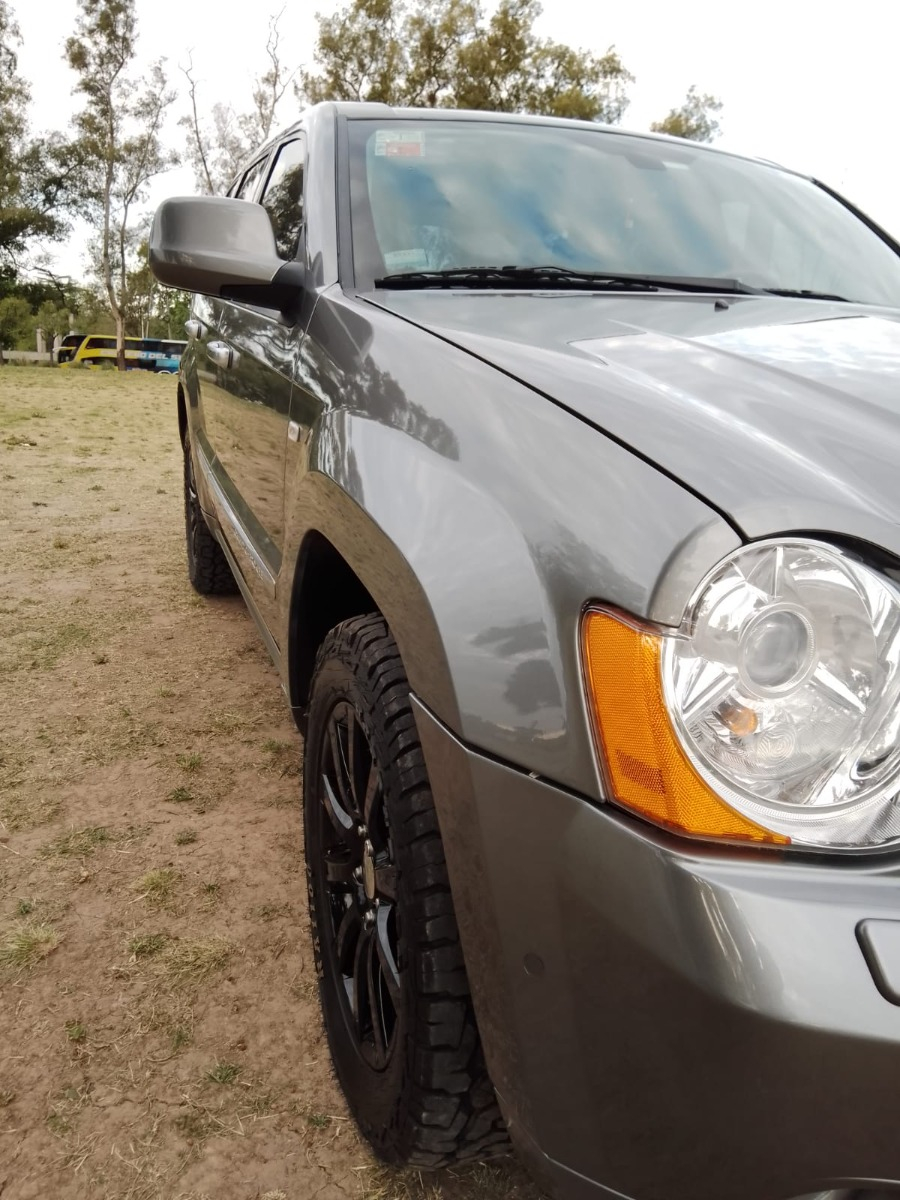 Jeep Grand Cherokee 5.7 Overland Atx