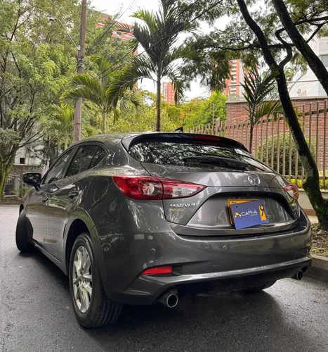 Mazda 3 2.0 Touring At