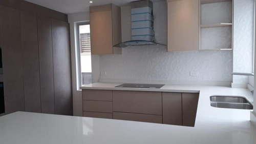 Imagen 5 de 5 de Departamento Y Suits