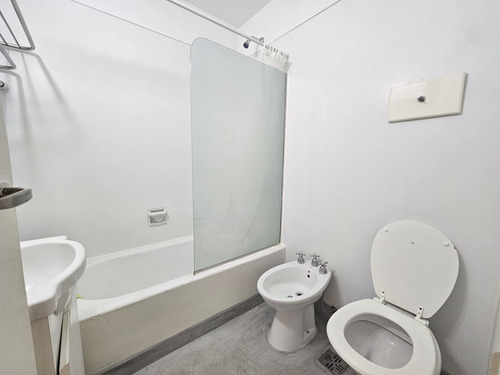 Departamento En Dos Ambientes En Colegiales