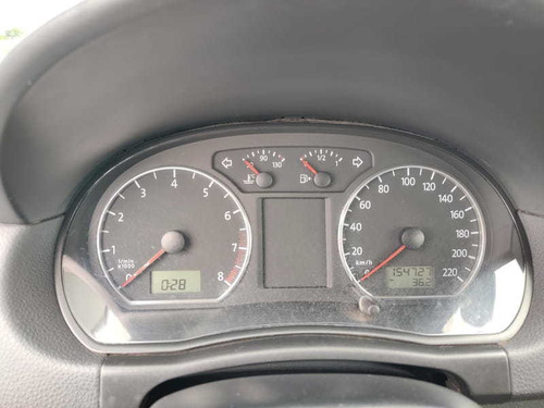 Imagem 15 de 15 de Volkswagen Polo 1.6 2011