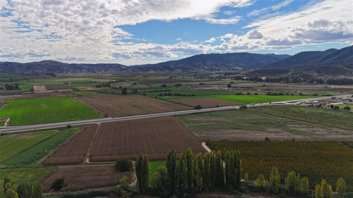 Gran Propiedad De 7.500 M2 Con Salida A Afluente Rapel