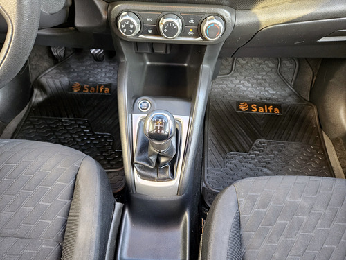 Nissan Kicks 1.6 SENSE 4X2 MT 5P