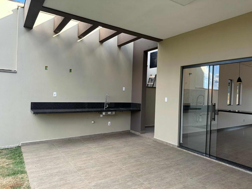 Casa Térrea 3 Dormitórios , Suite E Area De Lazer