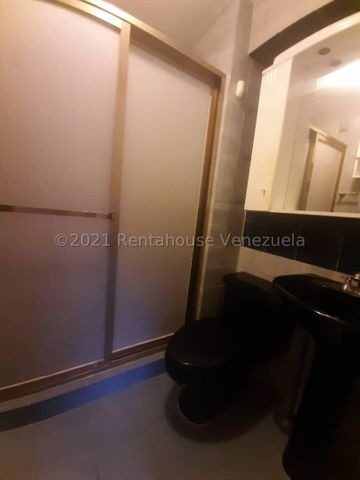 Imagen 23 de 25 de Gc Venta De Acogedor Apartamento En Los Palos Grandes / 22-10798