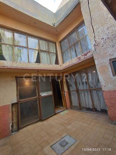 Casa En Venta En Colonia Tezozómoc, Azcapotzalco, Ciudad De México