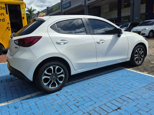 Mazda 2 1.5 Grand Touring 2017