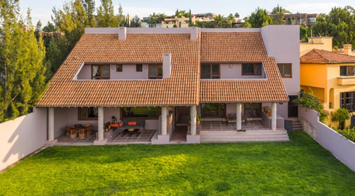Imagen 2 de 30 de Casa Catorce En Venta, Fracc. Balcones En San Miguel De Alle