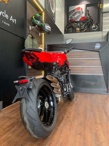 Imagen 4 de 25 de Mv Agusta Brutale Rosso 800, No Ktm, No Bmw, No Kawasaki.
