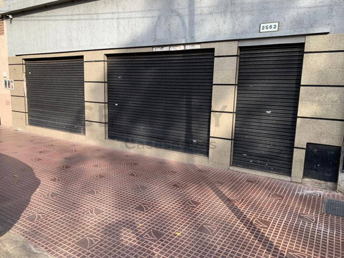 Imagen 2 de 17 de Venta Galpones Con Local Y Oficina San Fernando Sobre Av H.yrigoyen