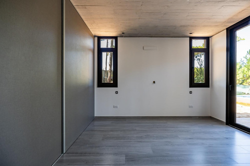 Casa En Venta 5 Ambientes Pinamar Alamos