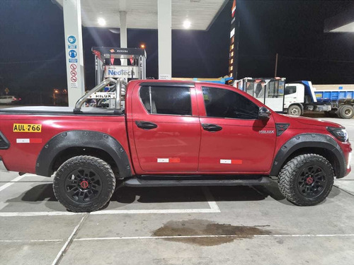 Imagen 4 de 6 de Toyota Hilux Srv