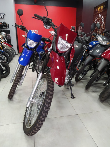Imagen 2 de 20 de Zanella Zt 150 Enduro 0km Promoción Sacala Con Sin Anticipo