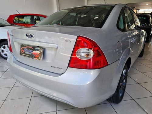 Imagem 5 de 15 de Ford Focus Sedan 2.0 16v 4p