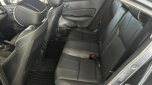 Honda City Hatch 1.5 Touring Flex Aut. 5P