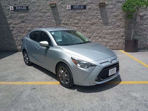 Imagen 7 de 15 de Toyota Yaris 2019 1.5 R Xle High Sedan At
