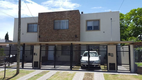 Imagen 1 de 8 de Duplex En Venta En Ituzaingo Norte