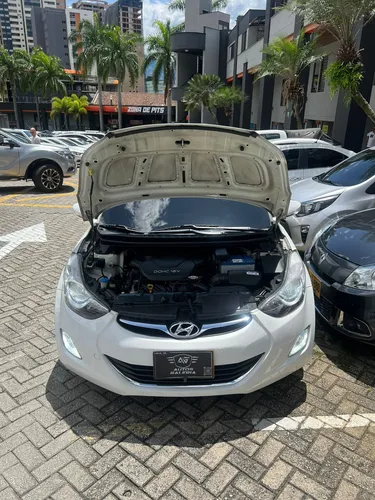 Hyundai Elantra 1.8 I35 Gls At