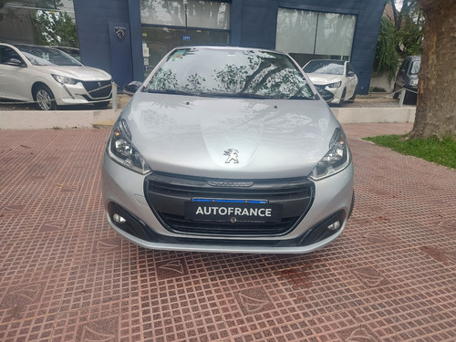 Peugeot 208 1.6 In Concert