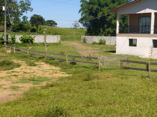 Sítio Com Casa Nova, Com Dois Pavimentos, Aproximadamen300m2