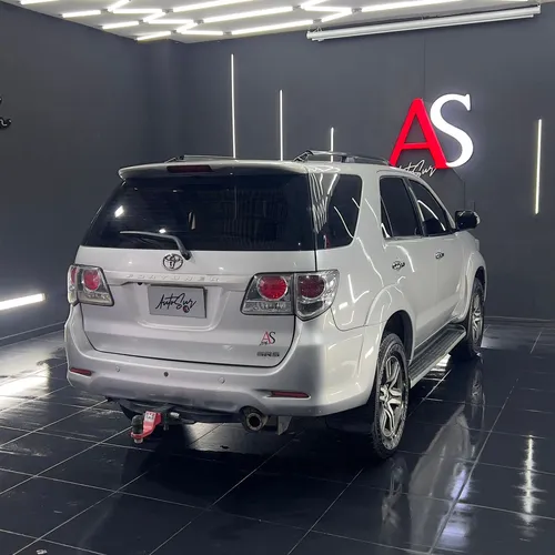 Toyota Fortuner 2.7 Sr5 4X2