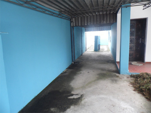 Imagem 3 de 30 de Bairro Ótimo Com Espaço Com 2 Casas Amplas E Espaçosa C/ 2 Dormitórios, 4 Vagas De Garagem - Reo389815