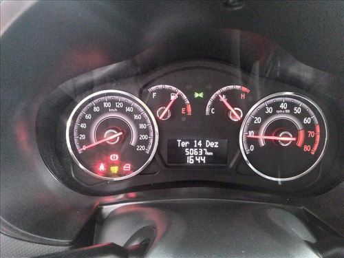 Imagem 9 de 14 de Grand Siena 1.4 Mpi Attractive 8v Flex 4p Manual