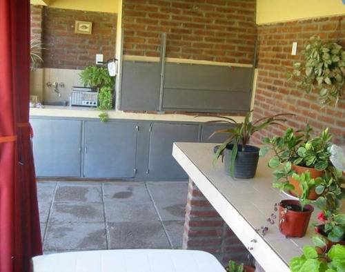 Imagen 7 de 12 de B° Costa Azul - Casa 3 Dormitorios 2 Baños 218 Cub 608 Terr - V. Carlos Paz