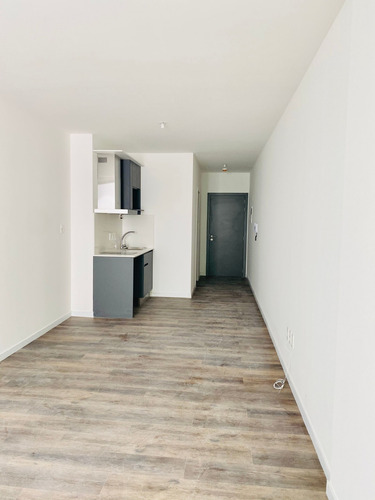 En Venta Monoambiente Con Patio - Zona Wtc