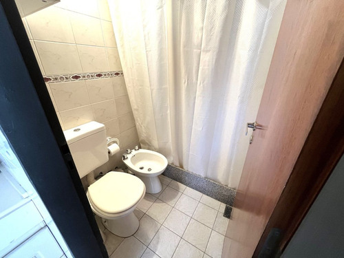 Venta Ph 2 Ambientes En Villa Pueyrredon Con Patio