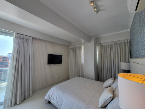 Foxpiantini.com - V168 | Apartamento En Venta En Piantini | Ubicación Privilegiada Y Diseño Exclusivo