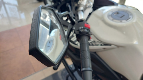 Imagen 11 de 18 de Corven Triax 250 Touring 0km