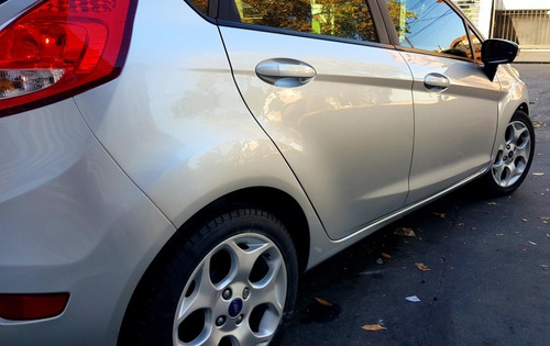 Ford Fiesta Kinetic Design 1.6 Design 120cv Titanium 2011