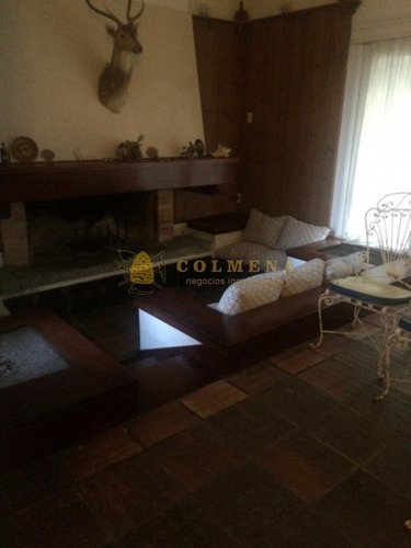 Casa En Solanas De 4 Dormitorios A Metros De La Playa. Consulte!!!!!!!!!!!!- Ref: 2346