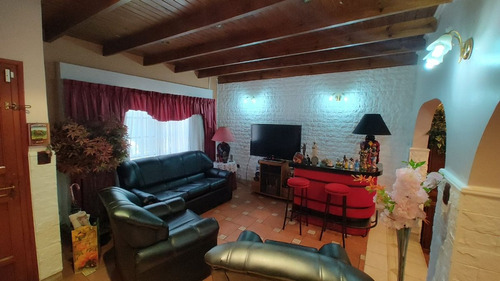 Venta Casa 4 Amb Cocher Jardin Parrilla Avellaneda