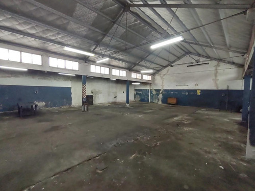 Imagen 7 de 11 de Depósito En Venta En La Plata Calle 8 E/63 E/ 64 - Dacal Bienes Raices