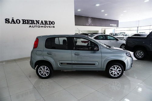 Fiat Uno 1.0 EVO VIVACE 8V FLEX 4P MANUAL
