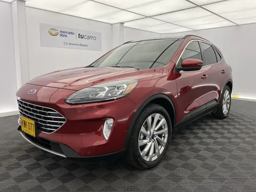 Ford Escape Titanium Hev