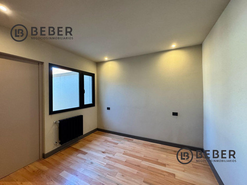 Venta Ph 3 Ambientes Con Patio Y Pileta, Parque Luro, Mar Del Plata