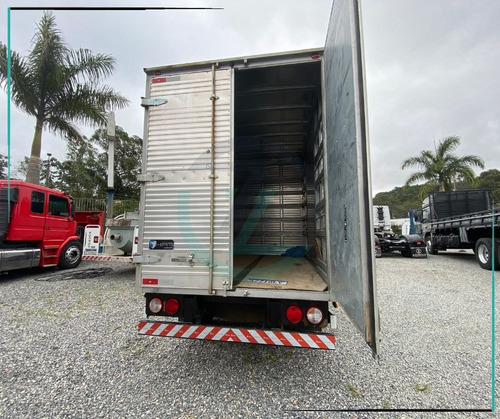 Bongo K-2500 2.5 4x2 Baú