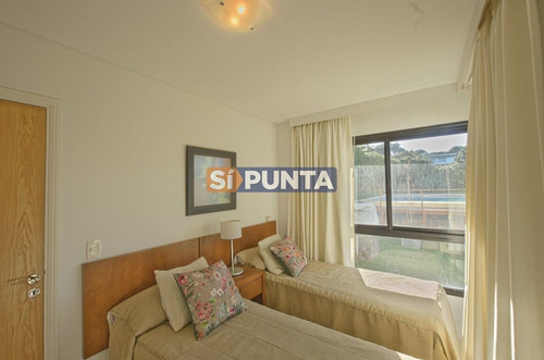 Imagen 14 de 18 de Apartamento De 3 Dormitorios En Playa Brava