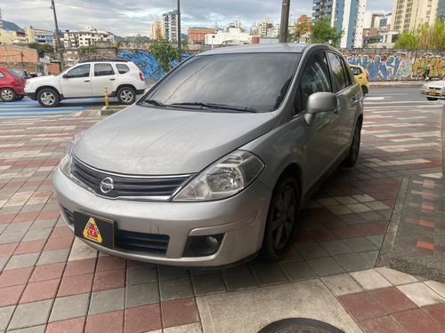 Nissan Tiida 1.8 Emotion 4 P 2011