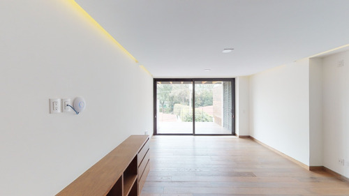 Imagen 11 de 15 de Casa Residencial De Elegante Diseño