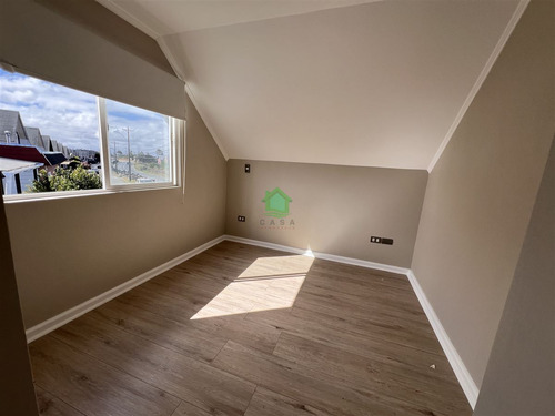 Casa En Arriendo De 2 Dorm. En Puerto Varas