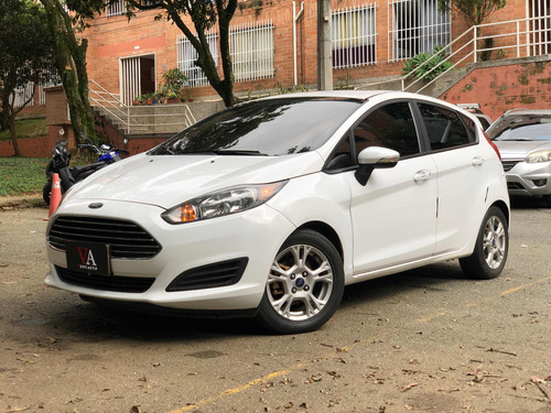 Ford Fiesta 1.6 Sportback Se Mecánica