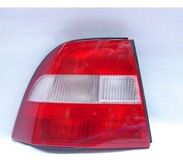 Faro Trasero Bicolor P/ Chevrolet Vectra 1996 97 98 1999 Izq